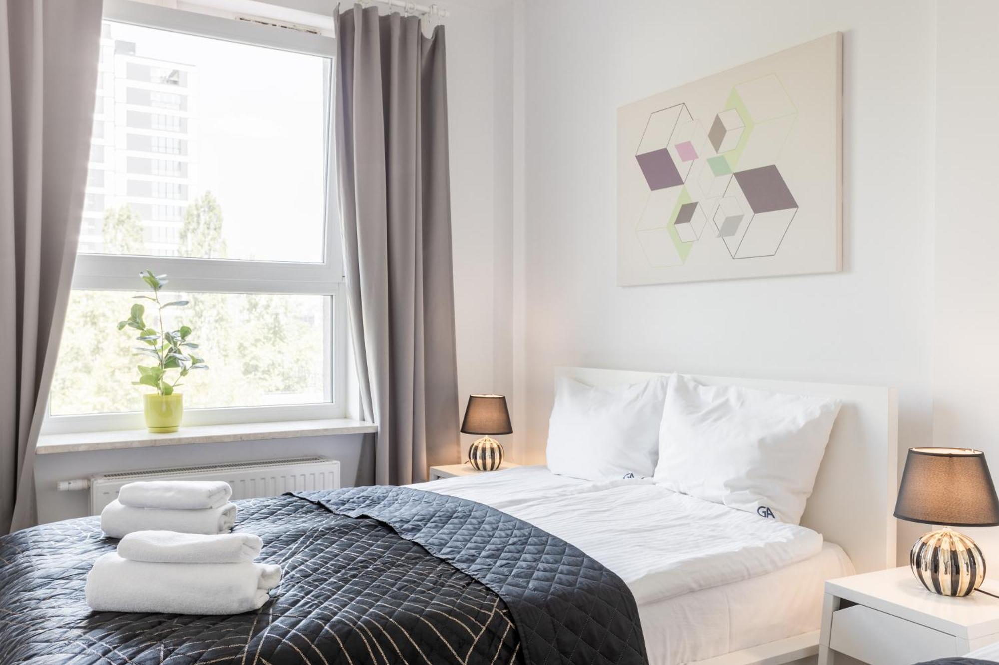 Urban Chic - Pereca - Rondo Onz - Luxury Warsaw Stays - 14 People Екстериор снимка
