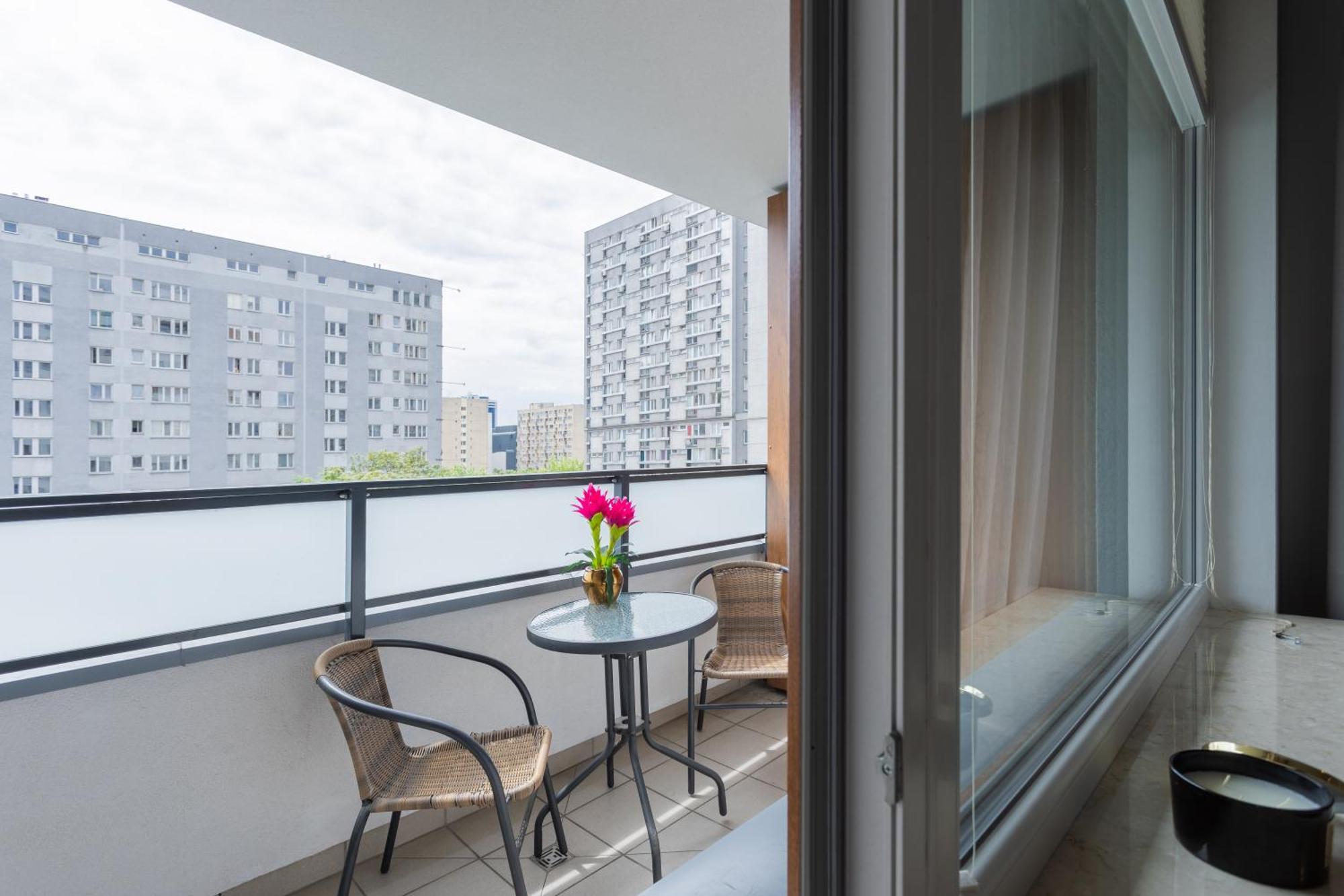 Urban Chic - Pereca - Rondo Onz - Luxury Warsaw Stays - 14 People Екстериор снимка