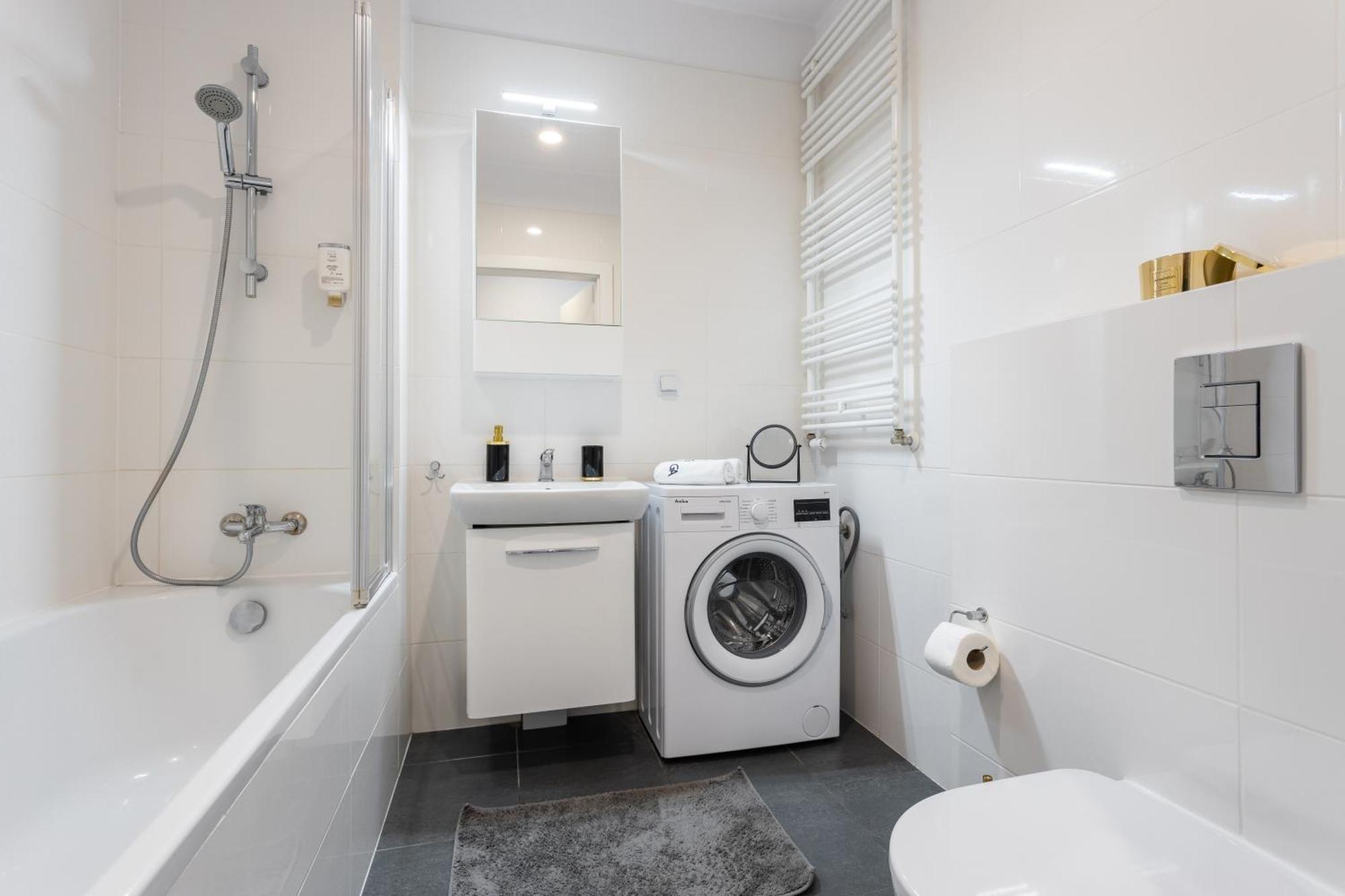 Urban Chic - Pereca - Rondo Onz - Luxury Warsaw Stays - 14 People Екстериор снимка